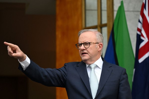 Αυστραλία: Κατηγορεί το Ιράν για υποκίνηση «αντισημιτικών επιθέσεων» – Απελαύνει τον πρέσβη του