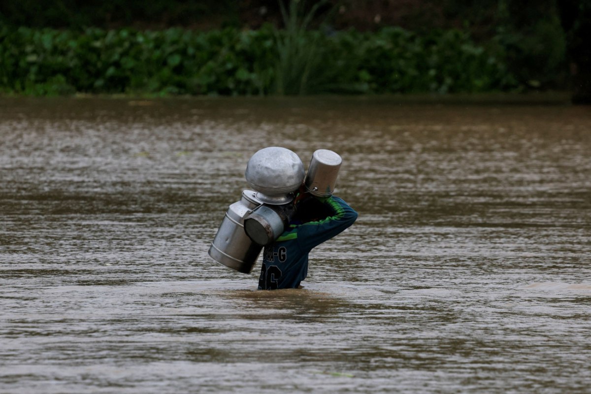 Ινδία: Τουλάχιστον 30 άνθρωποι έχασαν τη ζωή τους από κατολίσθηση λόγω ισχυρών βροχοπτώσεων