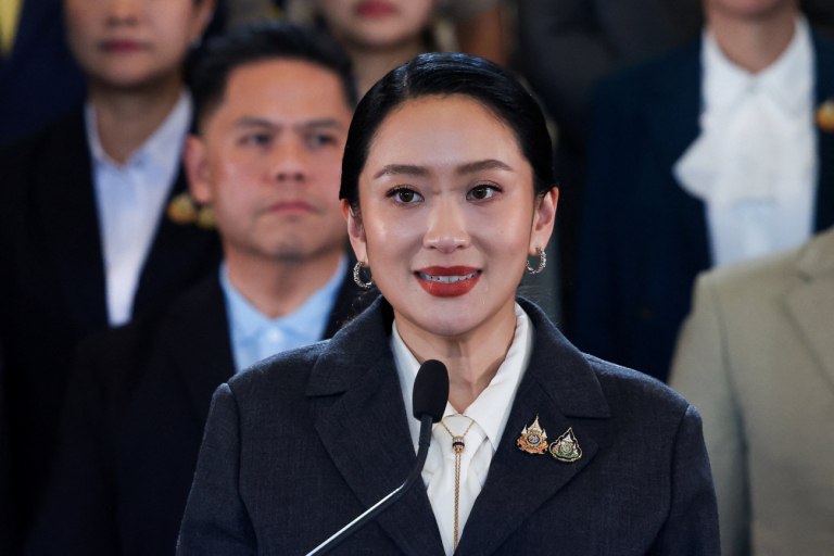 Ταϊλάνδη: Το Συνταγματικό Δικαστήριο καθαίρεσε την πρωθυπουργό Παετονγκτάρν Σιναουάτρα