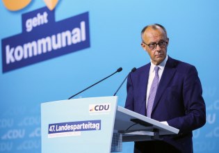 Μερτς: Πιθανότητα ο πόλεμος στην Ουκρανία θα συνεχιστεί για πολύ καιρό – Δεν είναι επιλογή η παράδοση