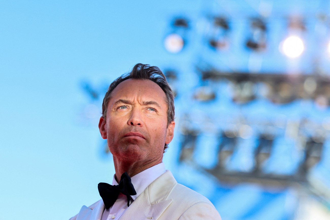 «The Wizard of the Kremlin»: Ο «Πούτιν» του Τζουντ Λο διεκδικεί τον Χρυσό Λέοντα στη Βενετία