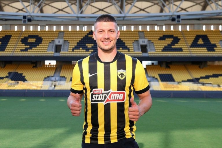 Ο Γιόβιτς στη θέση του Μαρσιάλ στην ευρωπαϊκή λίστα της ΑΕΚ