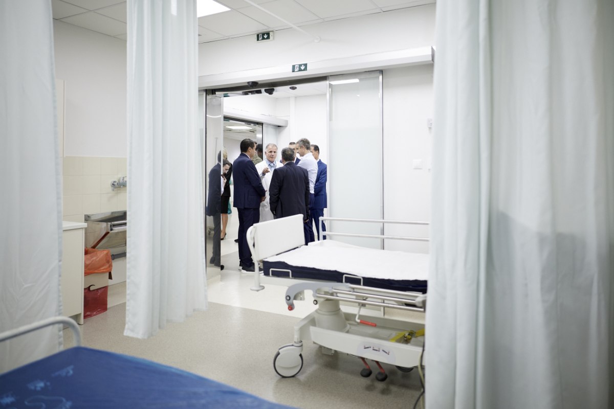 Επίσκεψη Μητσοτάκη στο Ιπποκράτειο Αθηνών