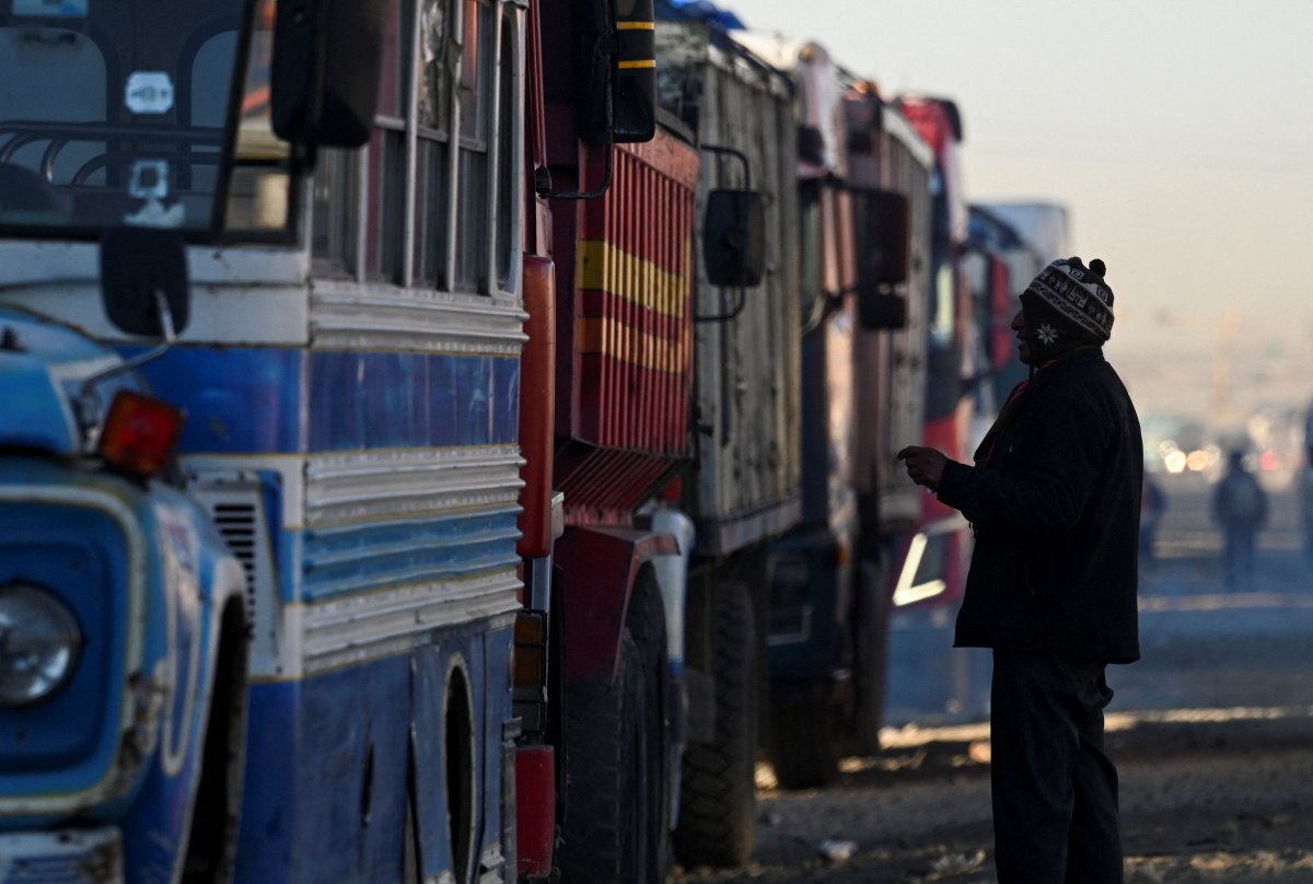 ΗΠΑ: Ο Τραμπ απειλεί να διακόψει τη χρηματοδότηση τριών Πολιτειών, εάν οι επαγγελματίες οδηγοί δεν γνωρίζουν αγγλικά