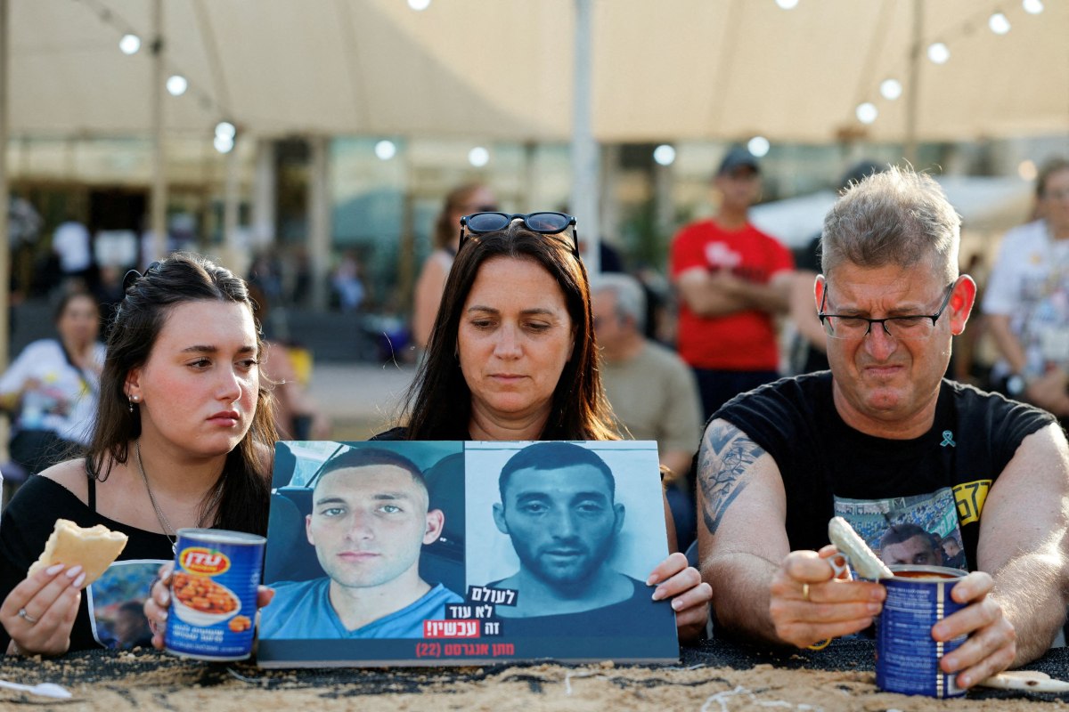 Γάζα: Μητέρα ομήρου καλεί τη διεθνή κοινότητα να πιέσει Ισραήλ και Χαμάς για τον τερματισμό του πολέμου