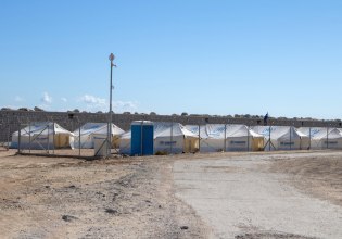 Μετανάστης απέδρασε από κλειστή δομή στις Σέρρες – Εντοπίστηκε σε ρέμα και συνελήφθη