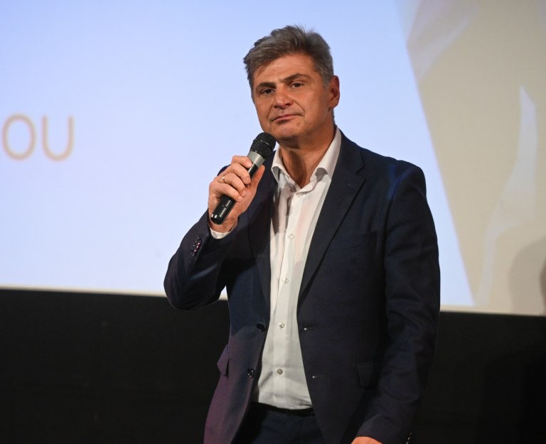 Φαραντούρης: Να γίνει τιμαριθμική αναπροσαρμογή της φορολογικής κλίμακας – Πληρώνουμε περισσότερους φόρους