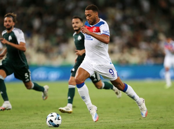 Daily Record: «Ο Παναθηναϊκός κοντράρει την ΑΕΚ για Ντέσερς»