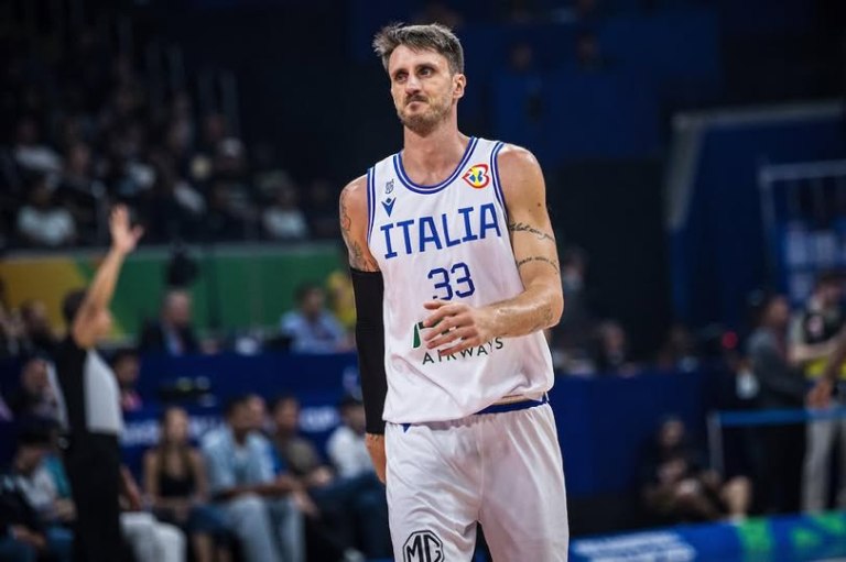 Το συγκινητικό μήνυμα του Πολονάρα στην Ιταλία για την πρεμιέρα με την Ελλάδα: «Να με σκέφτεστε και μένα»