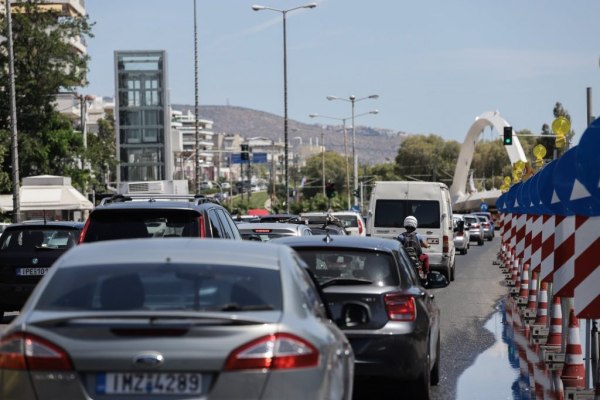 Ποσειδώνος: Νεκρός οδηγός σε τροχαίο