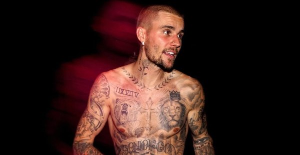 Ο Τζάστιν Μπίμπερ μοιράζεται τρυφερές φωτογραφίες με τον γιο του – «Είμαι τόσο χαρούμενος που είναι πατέρας»