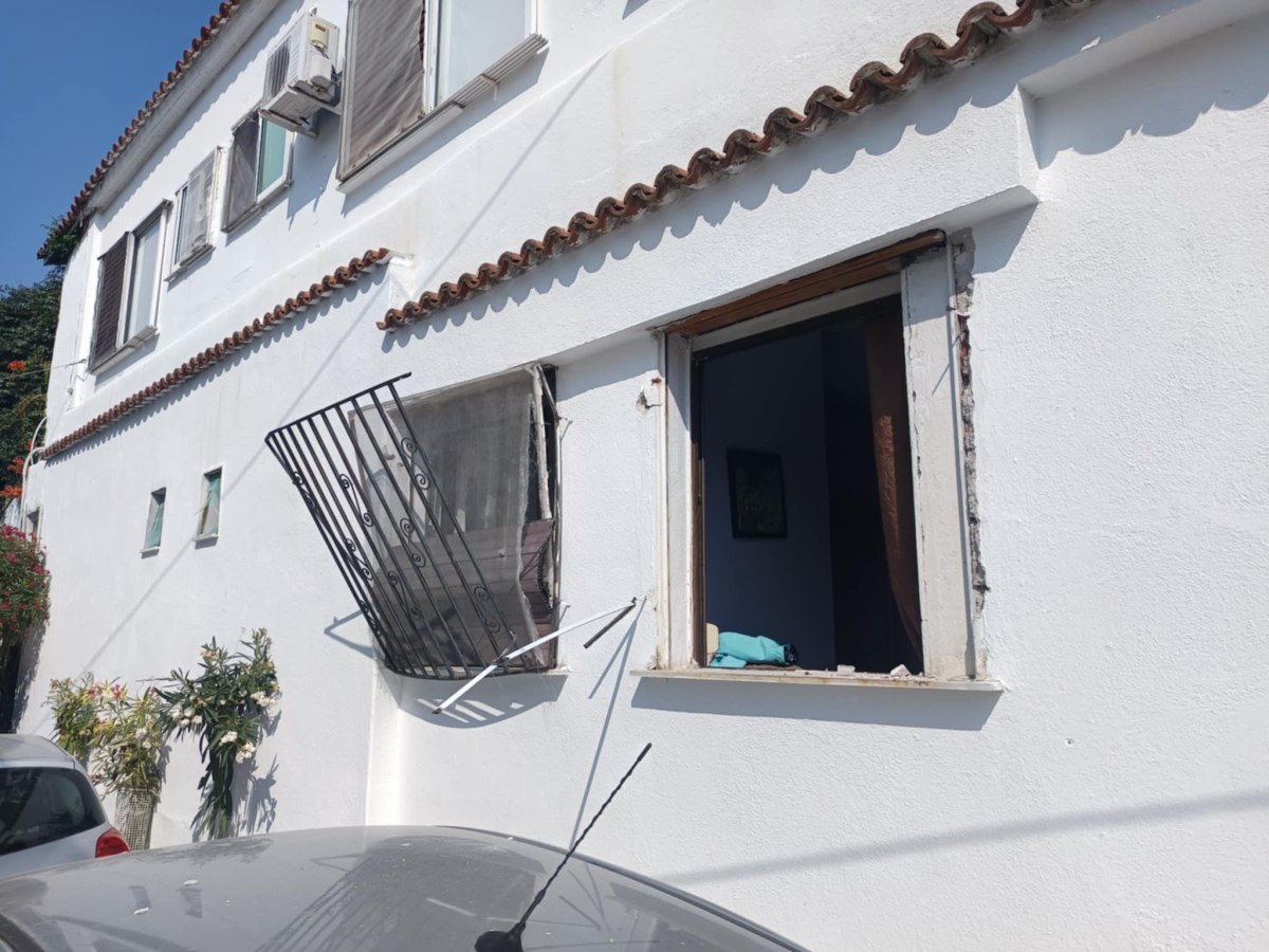 Ασπροβάλτα: Εξιτήριο πήρε η 26χρονη που τραυματίστηκε από έκρηξη φιάλης υγραερίου – Στην εντατική παραμένει 41χρονος