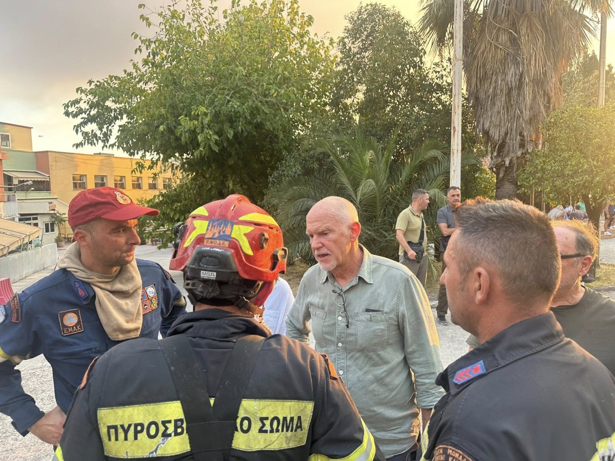 Παπανδρέου για πυρκαγιές: Η κυβέρνηση να εγκαταλείψει την πελατειακή κατασπατάληση των πόρων