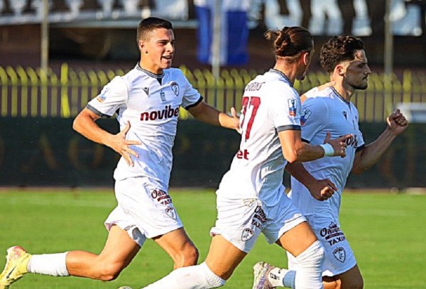 Προκρίσεις στη League Phase για ΑΕΛ Novibet (2-1) και Βόλο (4-0) – Έκανε την έκπληξη η Καβάλα στα πέναλτι (vid)