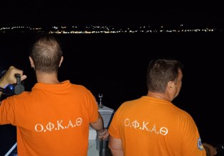 Θεσσαλονίκη: Συνεχίζονται οι έρευνες για τον εντοπισμό της κολυμβήτριας στην Αγία Τριάδα – Βίντεο από την επιχείρηση