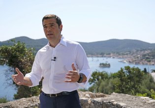 ΣΥΡΙΖΑ για το τέλος των μνημονίων: Από την Ιθάκη του Τσίπρα στη χώρα της διαφθοράς