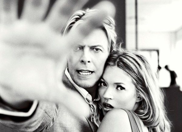 Για πάντα φίλοι: Η Κέιτ Μος για την εξέλιξη και την κληρονομιά του Ντέιβιντ Μπάουι