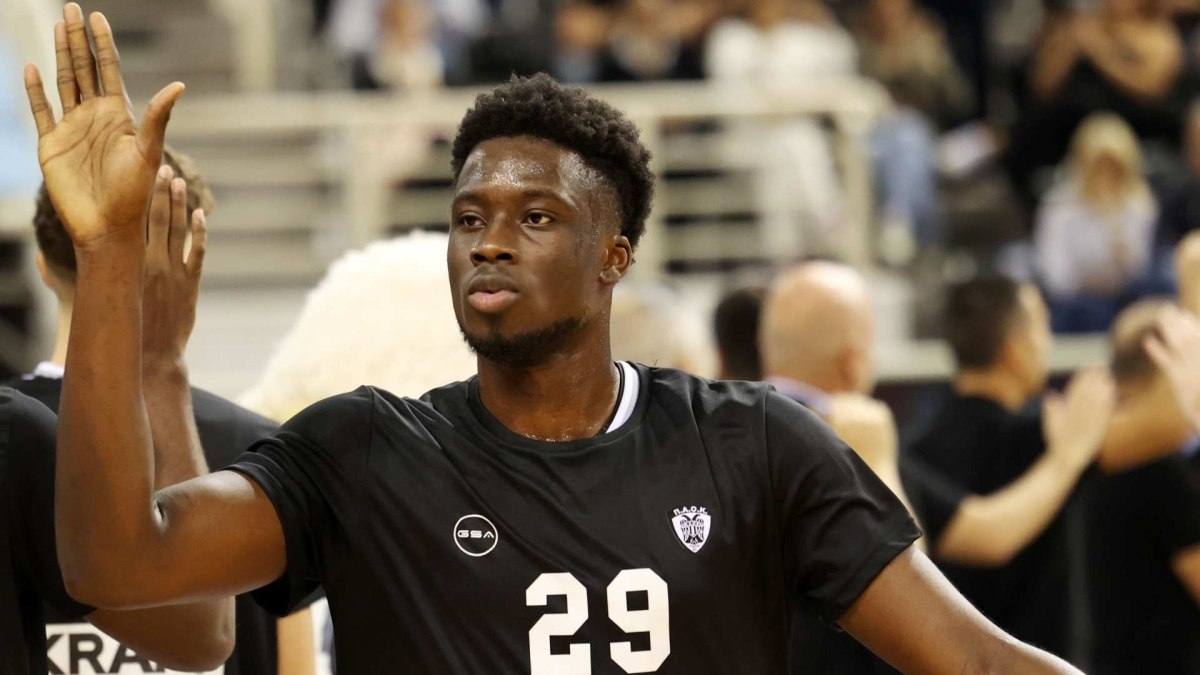 Ο Άρης ανακοίνωσε τον Άλεξ Αντετοκούνμπο