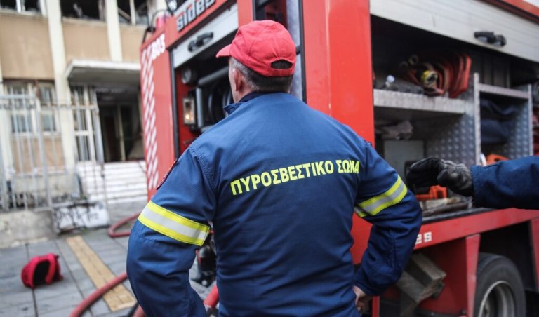 Φωτιά σε διαμέρισμα στο Κερατσίνι