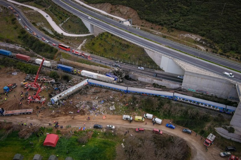 Τραγωδία στα Τέμπη: Αυλαία στη δικαστική έρευνα
