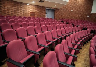 Νέα Αριστερά: Πανεπιστήμια μαϊμού τα ιδιωτικά – Αξιολόγηση με ChatGPT