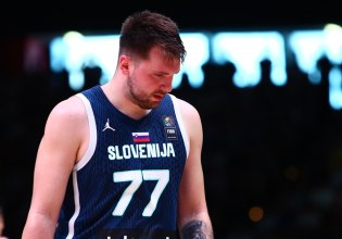 Παρά τον τραυματισμό του ο Λούκα Ντόντσιτς έκανε χαρούμενο έναν μικρούλη φίλαθλο (vid)