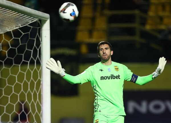 Επίσημα παίκτης της Αντάλιασπορ ο Χουλιάν Κουέστα – Το «αντίο» του στον Άρη