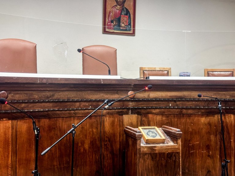 Θεσσαλονίκη: Φυλακή σε 70χρονο για stalking της πρώην συντρόφου του – «Μου έστελνε απειλητικά μηνύματα»