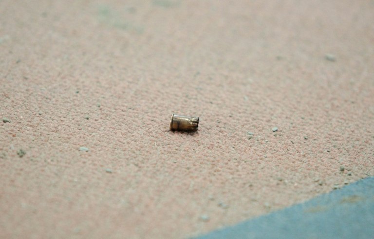 Βρέθηκε οξειδωμένη σφαίρα σε παραλία στη Χαλκιδική