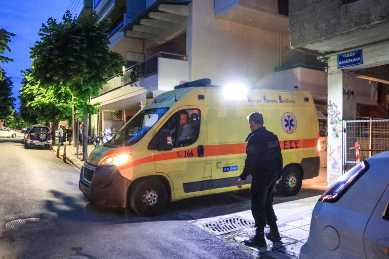 Τρίκαλα: Μητέρα και γιος βρέθηκαν νεκροί μέσα στο σπίτι τους