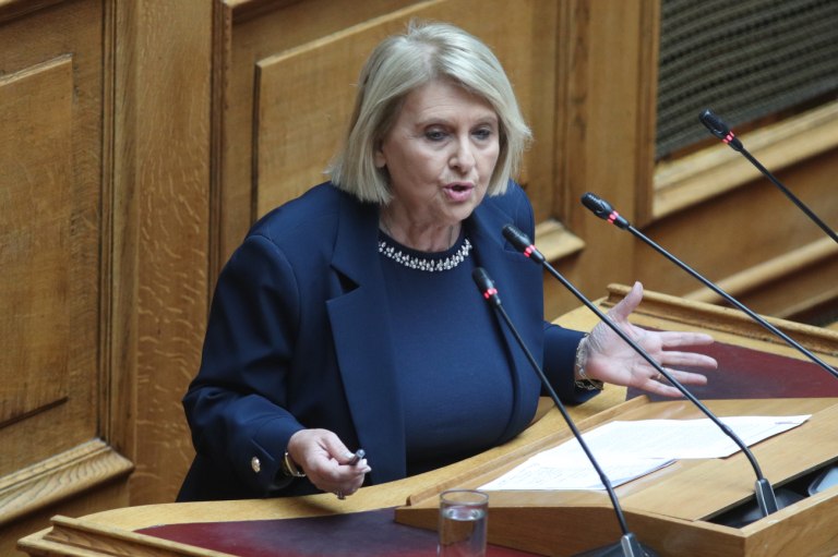 Ζαχαριάδης: Είναι ικανός ο Μητσοτάκης να κάνει το ελάχιστο και να μαζέψει τη Βούλτεψη;