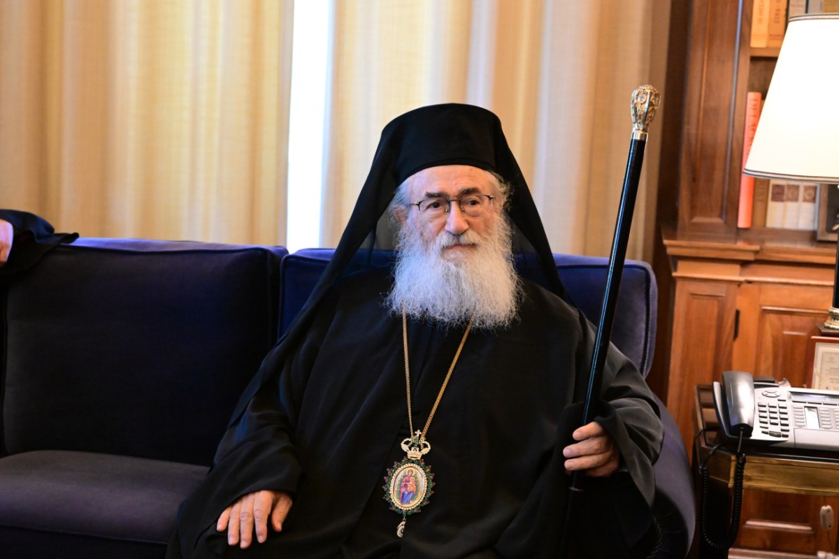 Μονή Σινά: «Εγκλωβισμένος» δηλώνει ο Αρχιεπίσκοπος Δαμιανός – «Δεν επιτρέπουν να μπουν στο μοναστήρι φάρμακα»