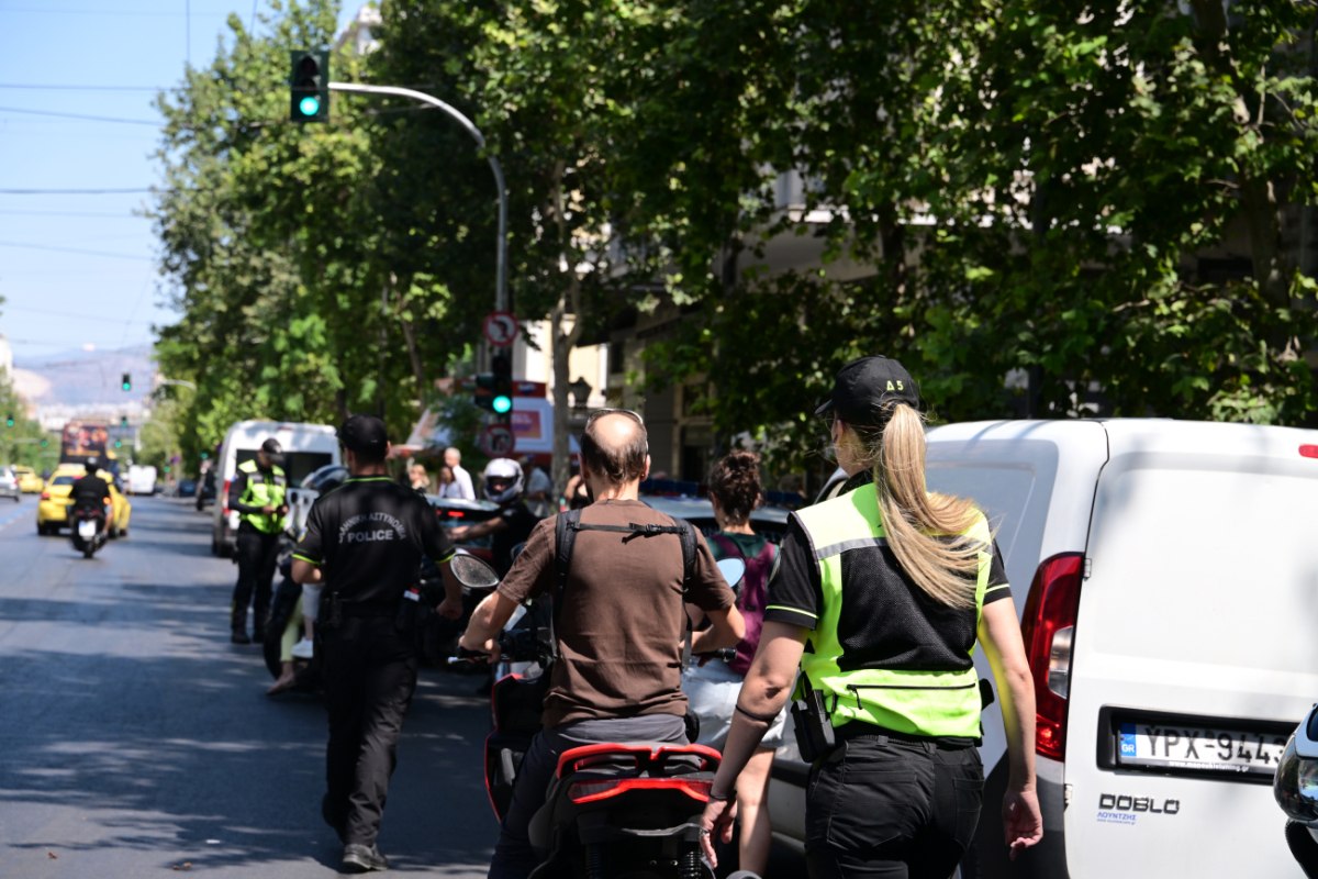 Πάνω από 3.000 παραβάσεις για κράνος σε μία εβδομάδα – Τα στοιχεία της Τροχαίας