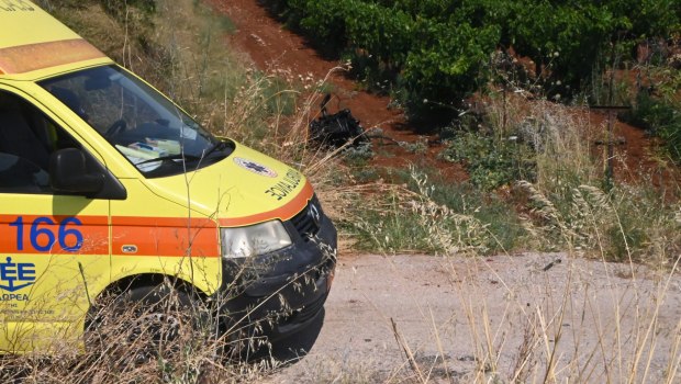 Ταξί συγκρούστηκε με αγροτικό στο Ρέθυμνο – Οκτώ τραυματίες, οι τρεις σοβαρά