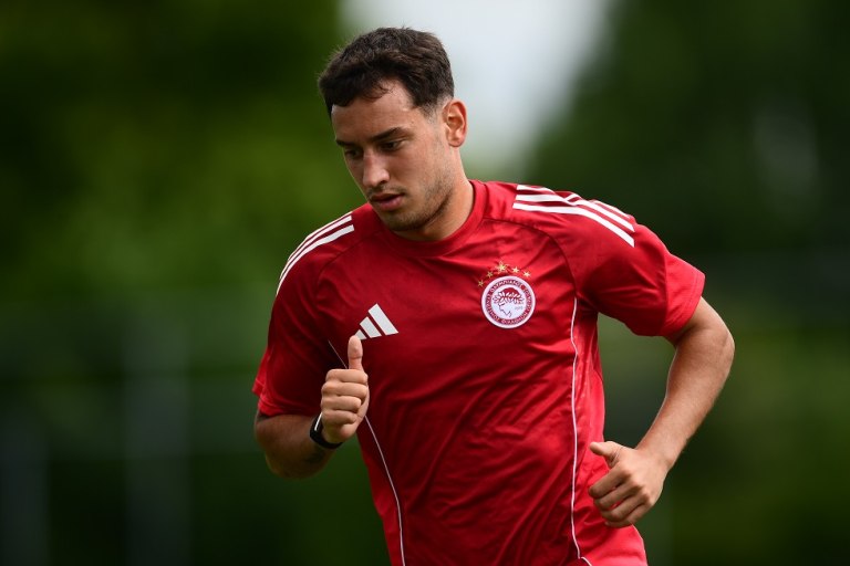 Βασικός ο Έσε κόντρα στην Ουνιόν Βερολίνου – Αυτή είναι η ενδεκάδα του Ολυμπιακού (pic)