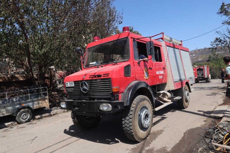 Θεσσαλονίκη: Έκλεψαν μπαταρία και καλώδια από πυροσβεστικό όχημα – Μήνυση από τον δήμο Νεάπολης – Συκεών