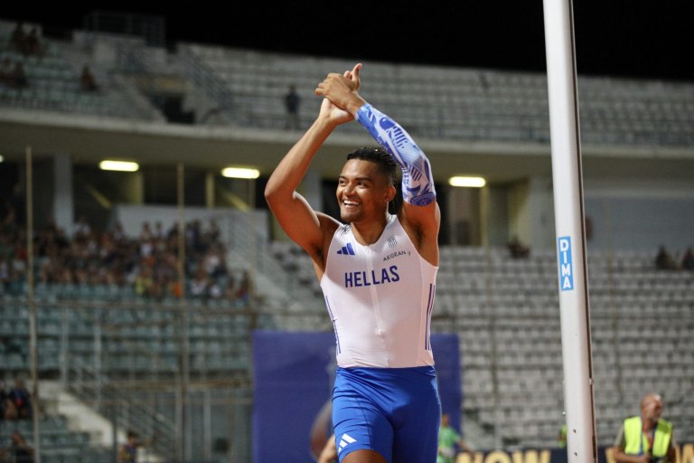 Σπουδαίος Καραλής: Πρώτος στη Λωζάνη με νέο άλμα πάνω από τα έξι μέτρα (vids)