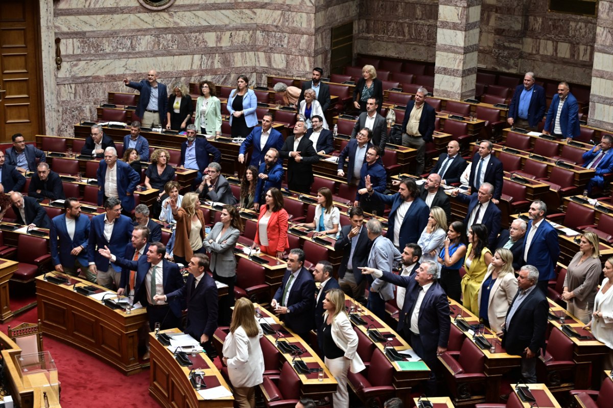 ΠΑΣΟΚ: Θέτει στη Διάσκεψη των Προέδρων την «ψηφοφορία-παρωδία» του ΟΠΕΚΕΠΕ – Οι επόμενες κινήσεις