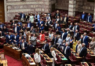 ΠΑΣΟΚ: Θέτει στη Διάσκεψη των Προέδρων την «ψηφοφορία-παρωδία» του ΟΠΕΚΕΠΕ – Οι επόμενες κινήσεις