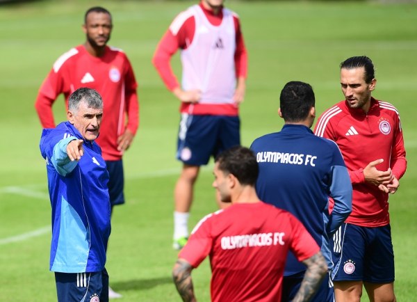 Ολυμπιακός: Κόντρα στην αραβική Αλ Τααβόν το τελευταίο φιλικό στην Ολλανδία