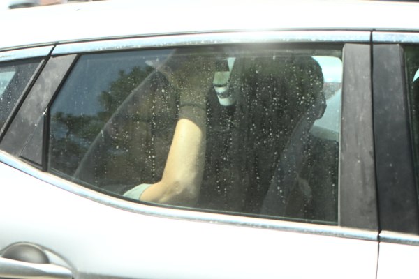 Παλαιό Φάληρο: Καταθέτει η 45χρονη μητέρα του κοριτσιού που βρέθηκε νεκρή – Έρευνες του Λιμενικού στο σπίτι της