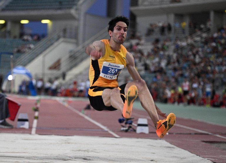 Τεντόγλου: Κατέκτησε τον 8ο τίτλο του στην Ελλάδα, με μόνο δύο προσπάθειες στον τελικό του μήκους (vids)