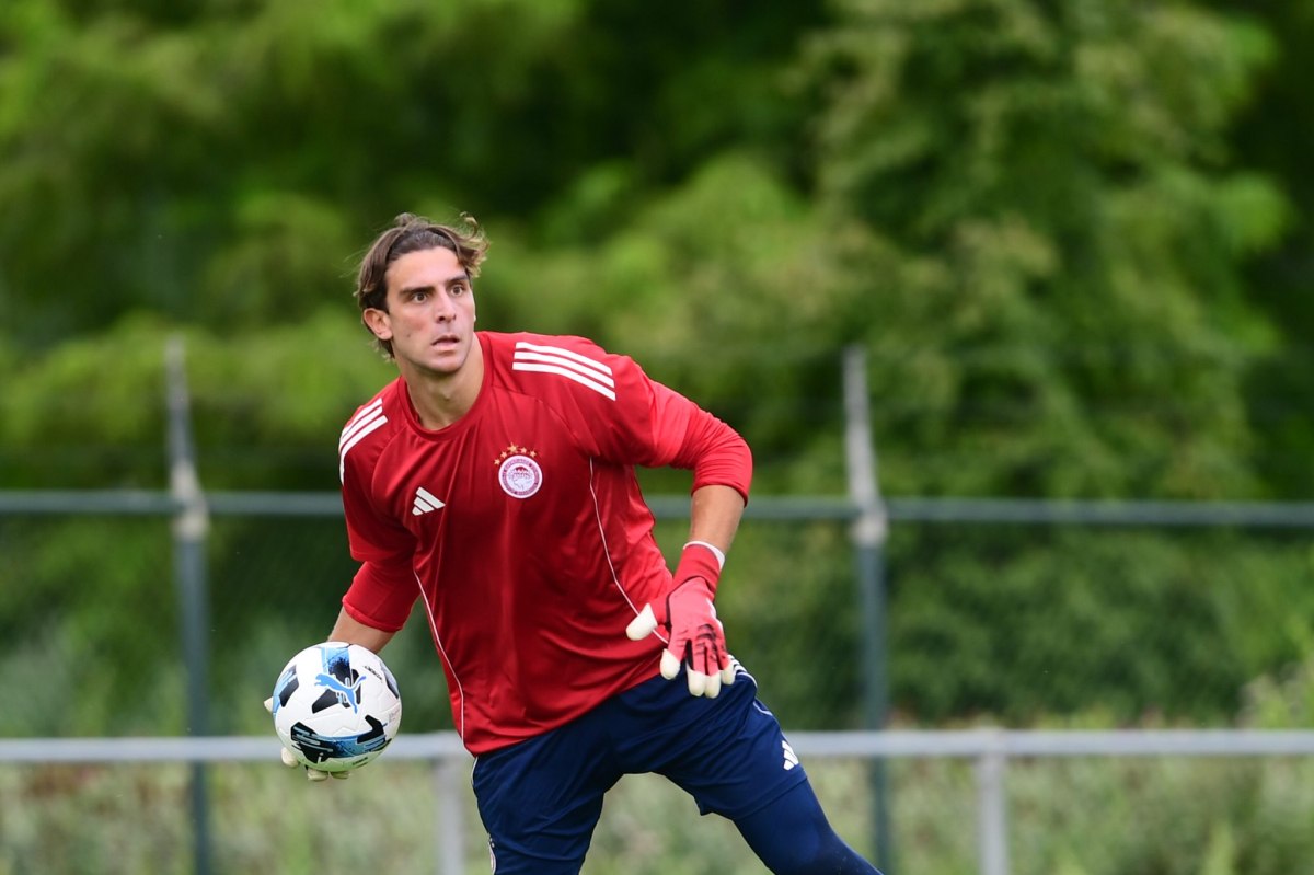 Ολυμπιακός: «Πετάει» ο Τζολάκης – Η εντυπωσιακή προπόνηση του Έλληνα τερματοφύλακα (vid)