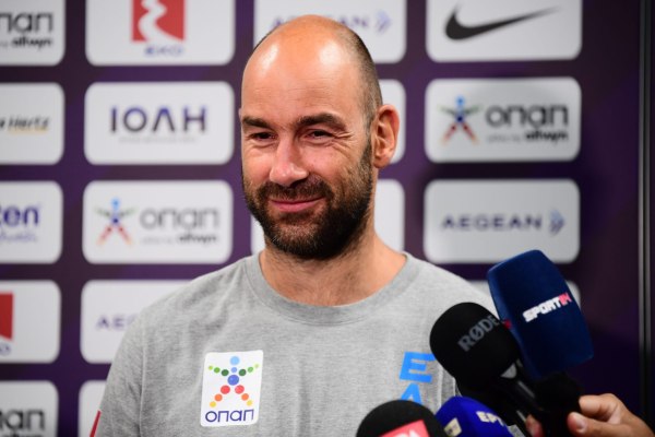 Σπανούλης για Ρογκαβόπουλο: «Ξέρετε πολλούς 23χρονους να μην θέλουν να είναι στην Εθνική;»