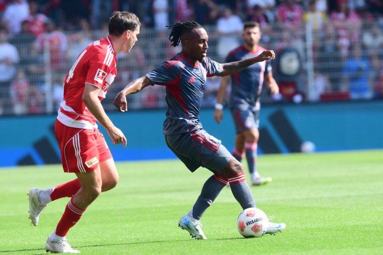 Αγωνία για Ζέλσον Μαρτίνς στον Ολυμπιακό