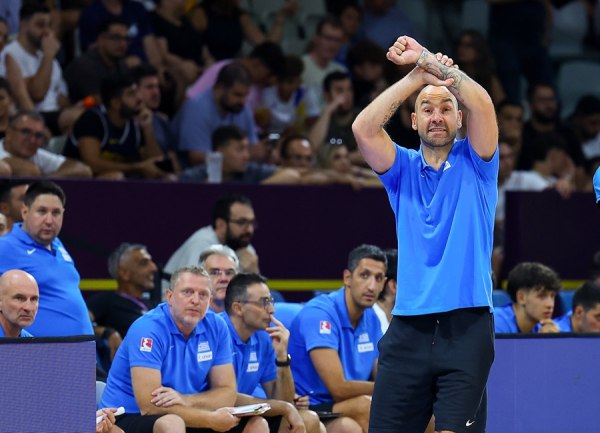 Ο Βασίλης Σπανούλης για το πότε θα είναι έτοιμος ο Γιάννης Αντετοκούνμπο (vid)