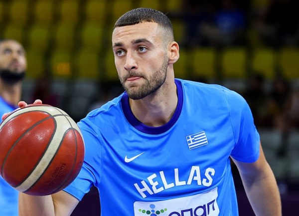 Εθνική: Ο Σπανούλης «έκοψε» τον Νετζήπογλου, με 15 παίκτες συνεχίζει η Ελλάδα (pic)