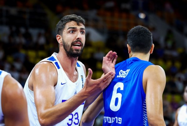 Χουγκάζ: «Πρέπει να κοιτάξουμε τις αδυναμίες μας – Με την έλευση του Γιάννη θα το βρούμε»