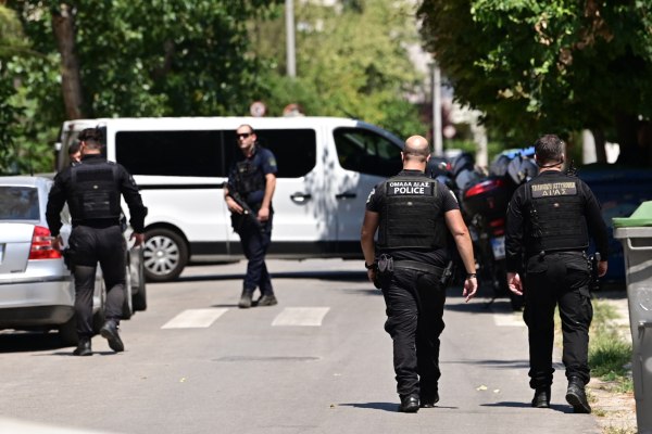 ΣΥΡΙΖΑ για Χαλάνδρι: Ακόμη μια γυναικοκτονία – Ο Φλωρίδης αρνείται πεισματικά την νομική αναγνώριση του όρου