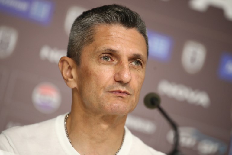 Λουτσέσκου : «Πάντα υπάρχει πίεση στον ΠΑΟΚ»